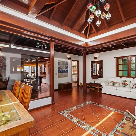Villa Casa Arima