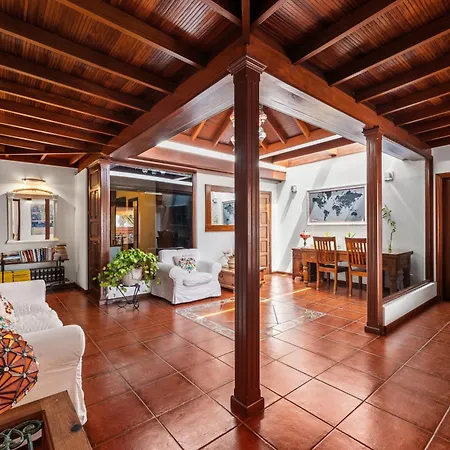 Casa Arima *